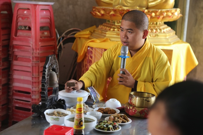 One-day cultivation of reciting the Buddha’s name at Dong Cao Pagoda in Thanh Hoa province