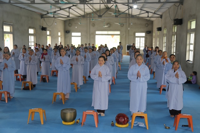 One-day cultivation of reciting the Buddha’s name at Dong Cao Pagoda in Thanh Hoa province