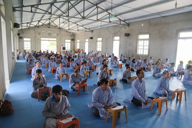 One-day cultivation of reciting the Buddha’s name at Dong Cao Pagoda in Thanh Hoa province