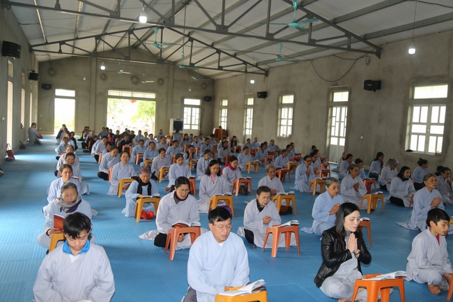 One-day cultivation of reciting the Buddha’s name at Dong Cao Pagoda in Thanh Hoa province