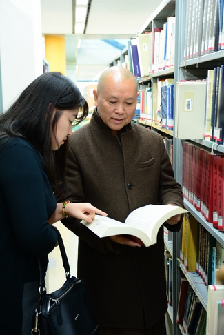 VISITING DONGGUK UNIVERSITY AND PREACHING DHARMA IN NONSAN.
