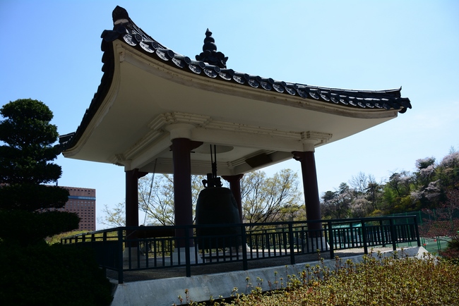 VISITING DONGGUK UNIVERSITY AND PREACHING DHARMA IN NONSAN.