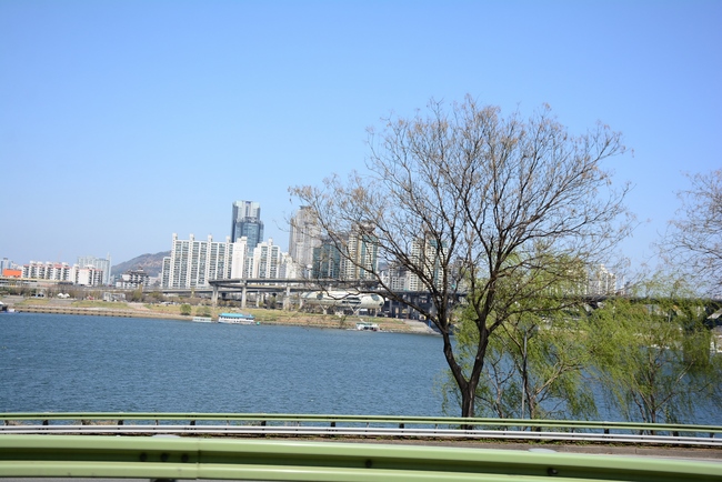 VISITING DONGGUK UNIVERSITY AND PREACHING DHARMA IN NONSAN.