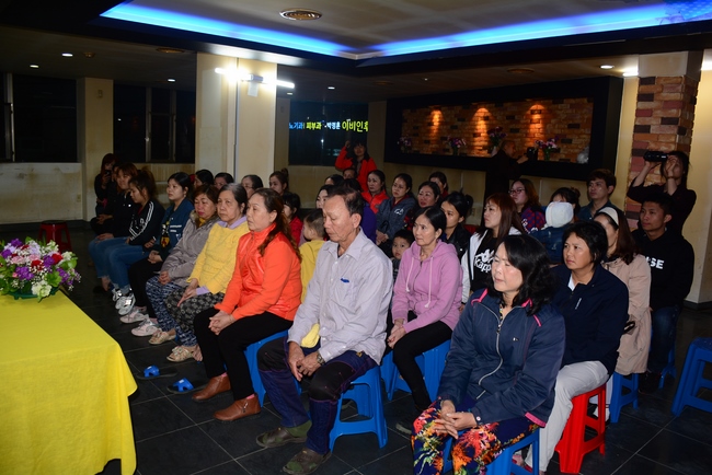 VISITING DONGGUK UNIVERSITY AND PREACHING DHARMA IN NONSAN.