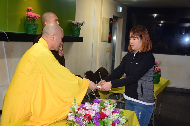 VISITING DONGGUK UNIVERSITY AND PREACHING DHARMA IN NONSAN.