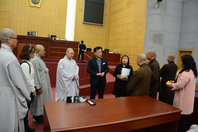 Visiting Temples In The Middle Korea