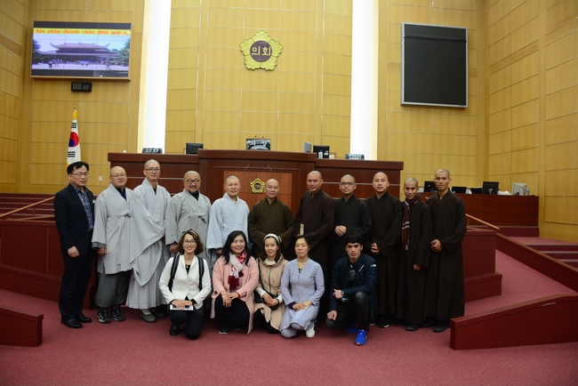 Visiting Temples In The Middle Korea
