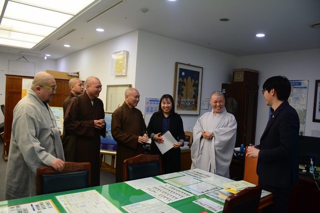 Visiting Temples In The Middle Korea