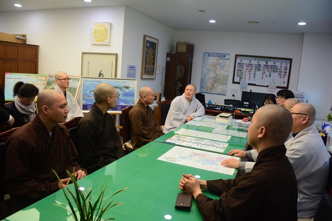 Visiting Temples In The Middle Korea