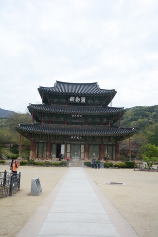 Visiting Temples In The Middle Korea