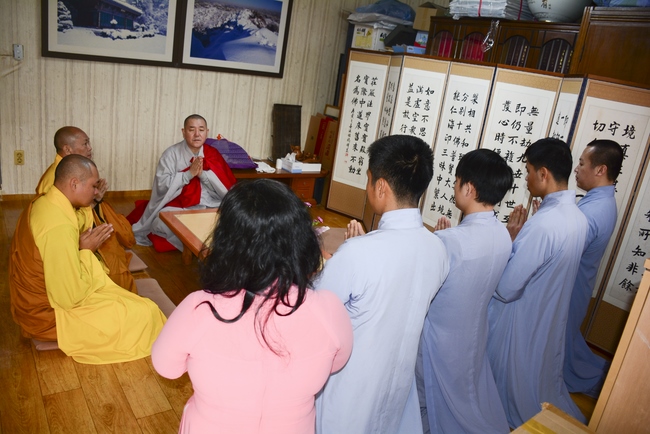 Khoá tu một ngày và lễ Quy Y Tam Bảo