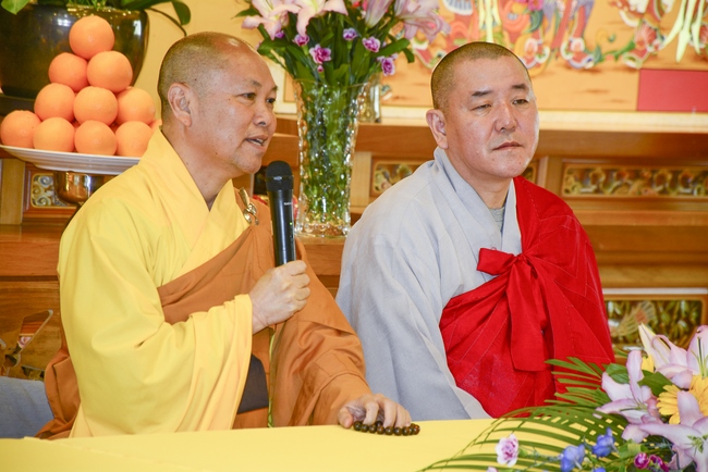 Khoá tu một ngày và lễ Quy Y Tam Bảo