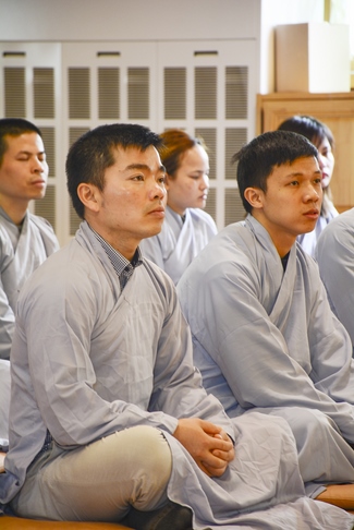 Khoá tu một ngày và lễ Quy Y Tam Bảo