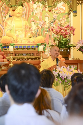 Khoá tu một ngày và lễ Quy Y Tam Bảo