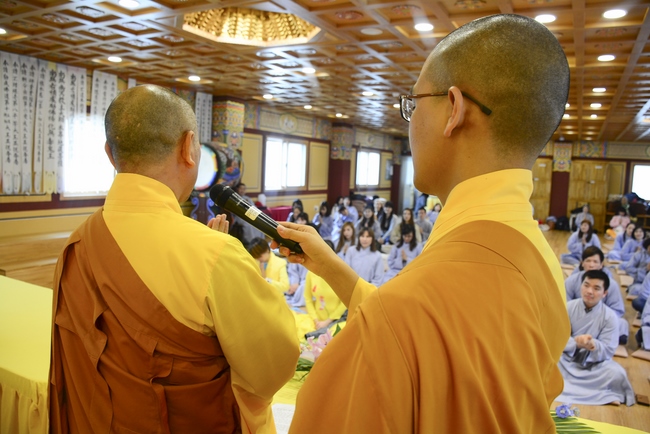 Khoá tu một ngày và lễ Quy Y Tam Bảo