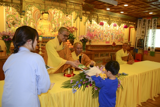 Khoá tu một ngày và lễ Quy Y Tam Bảo