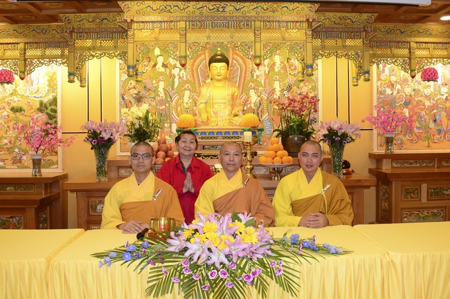 Khoá tu một ngày và lễ Quy Y Tam Bảo