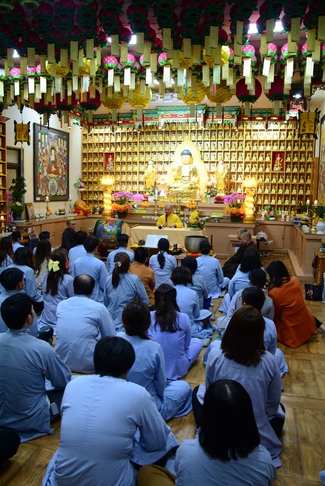 Khoá tu một ngày và lễ Quy Y Tam Bảo