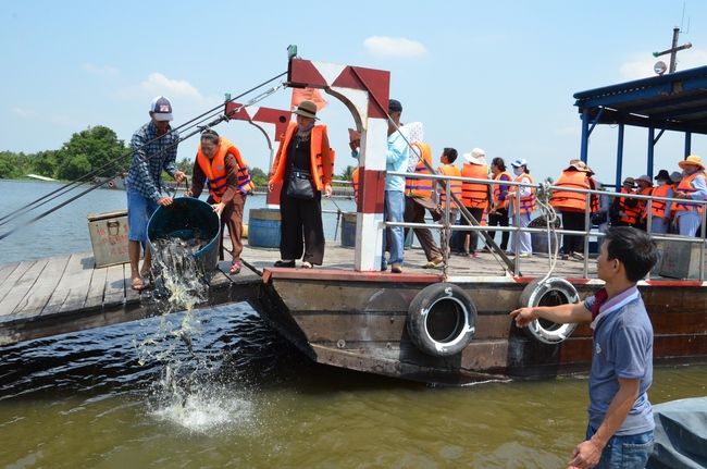 Releasing Creatures in Cu Chi District
