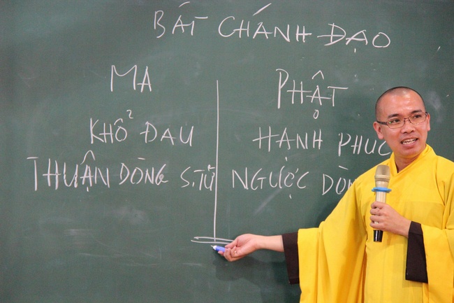 The Retreat of Eight Precepts in 3 days and 2 nights at Hoa Phuc Pagoda