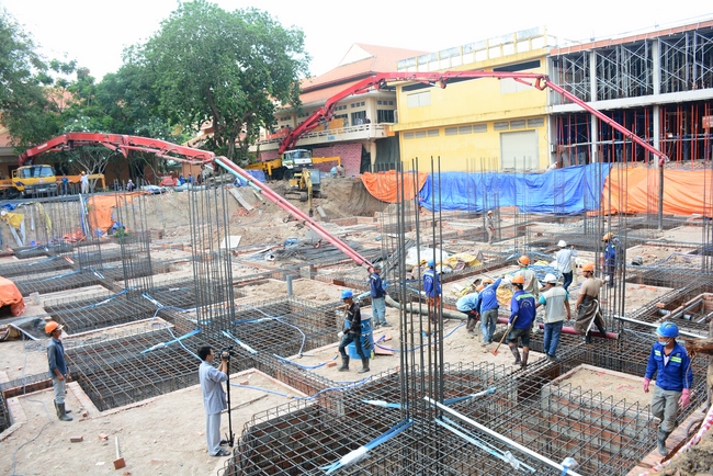 Basement concrete pouring the Multifunctional Building