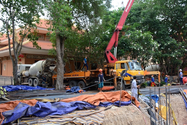 Basement concrete pouring the Multifunctional Building