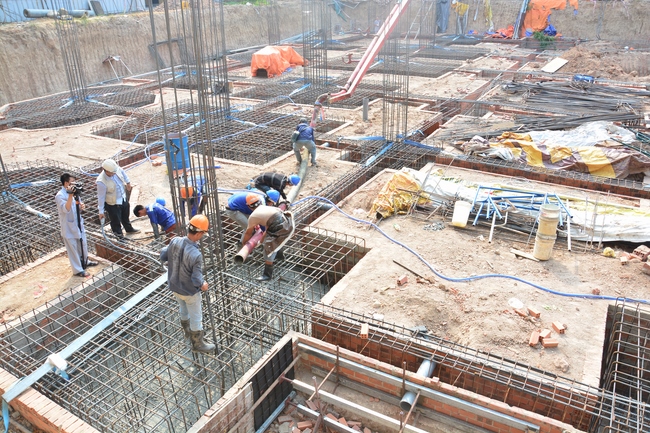 Basement concrete pouring the Multifunctional Building