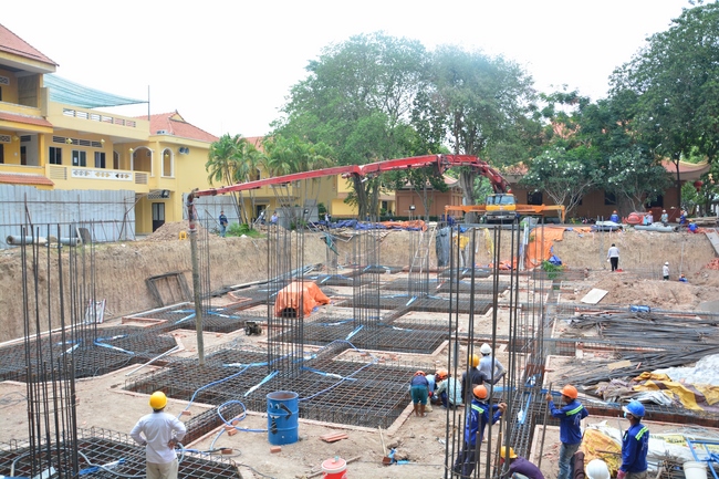 Basement concrete pouring the Multifunctional Building