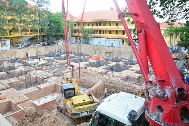 Basement concrete pouring the Multifunctional Building