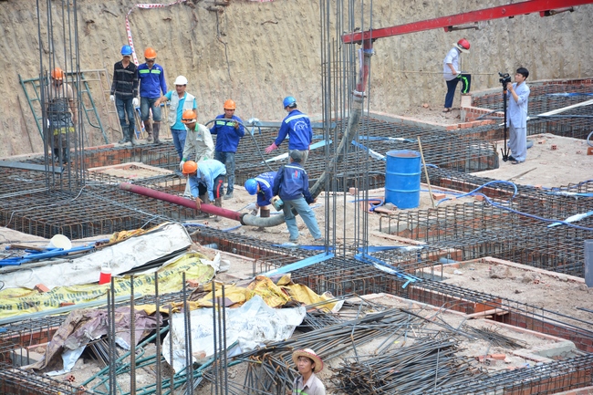 Basement concrete pouring the Multifunctional Building