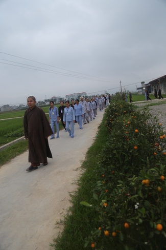 The first day of seven days retreat “Learning  the Buddha’s conduct”