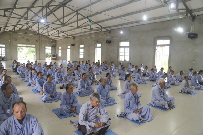 The second day of seven-day retreat “Learning  following the Buddha’s teachings”