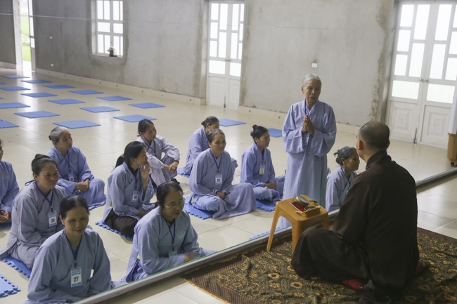 The second day of seven-day retreat “Learning  following the Buddha’s teachings”