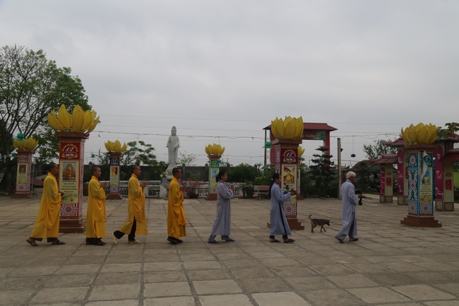The second day of seven-day retreat “Learning  following the Buddha’s teachings”