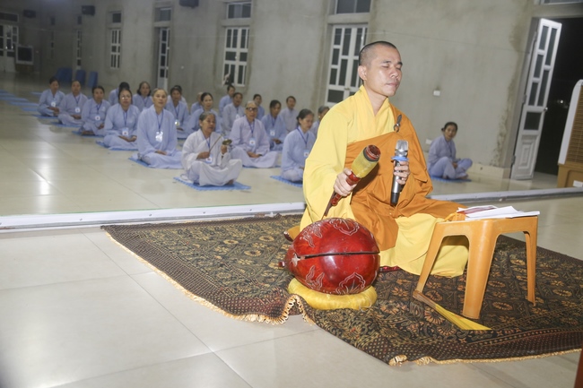 The second day of seven-day retreat “Learning  following the Buddha’s teachings”