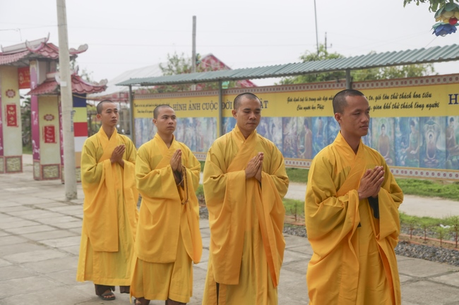 The second day of seven-day retreat “Learning  following the Buddha’s teachings”