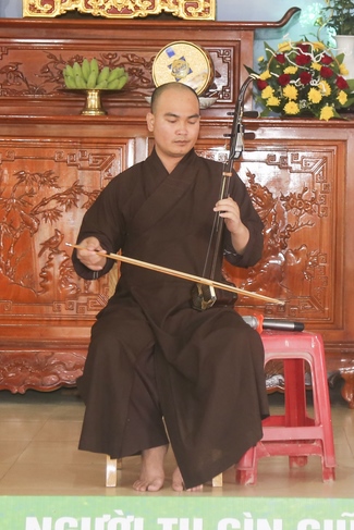 The third day of seven-day retreat “Learning  the Buddha’s conduct