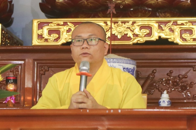 The third day of seven-day retreat “Learning  the Buddha’s conduct