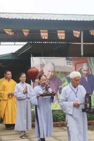 The fourth day of the Seven-Day Retreat “Learning  the Buddha’s conduct”