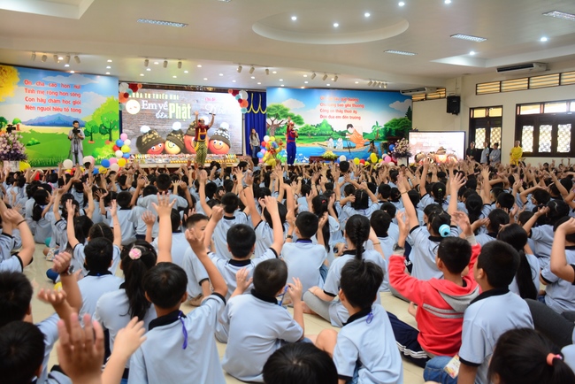 The Kid’s Playground “Coming to the Buddha”