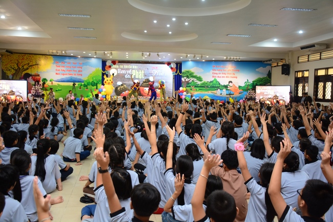 The Kid’s Playground “Coming to the Buddha”