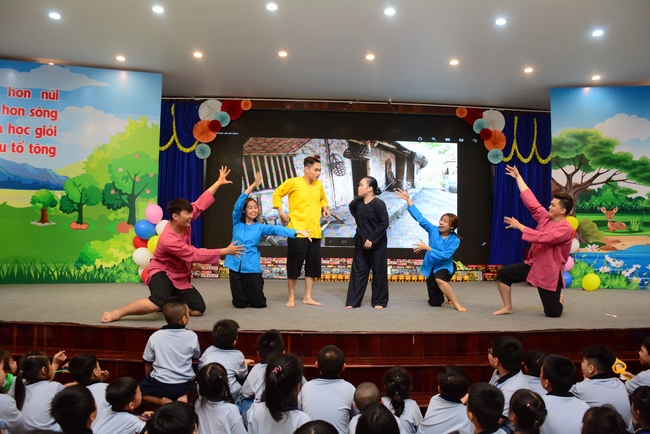 The Kid’s Playground “Coming to the Buddha”