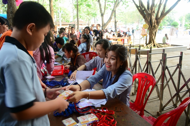 The Kid’s Playground “Coming to the Buddha”