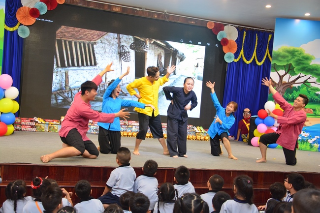 The Kid’s Playground “Coming to the Buddha”