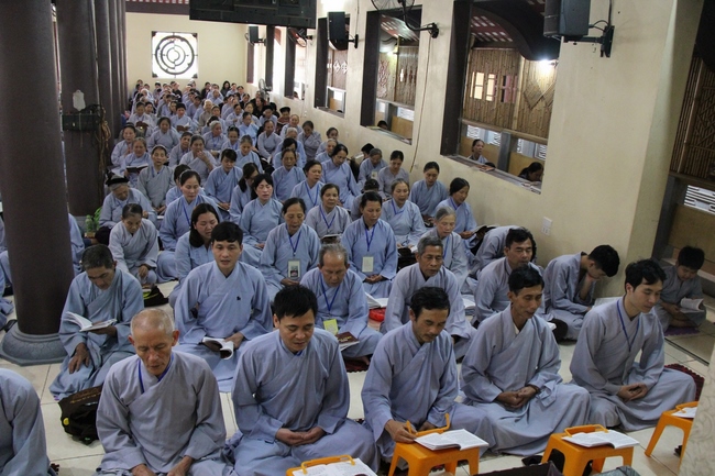 Khóa tu “Một ngày an lạc và lễ Ngũ Bách danh” tại chùa Hòa Phúc