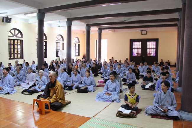 Khóa tu “Một ngày an lạc và lễ Ngũ Bách danh” tại chùa Hòa Phúc