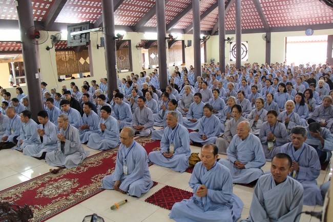 Khóa tu “Một ngày an lạc và lễ Ngũ Bách danh” tại chùa Hòa Phúc