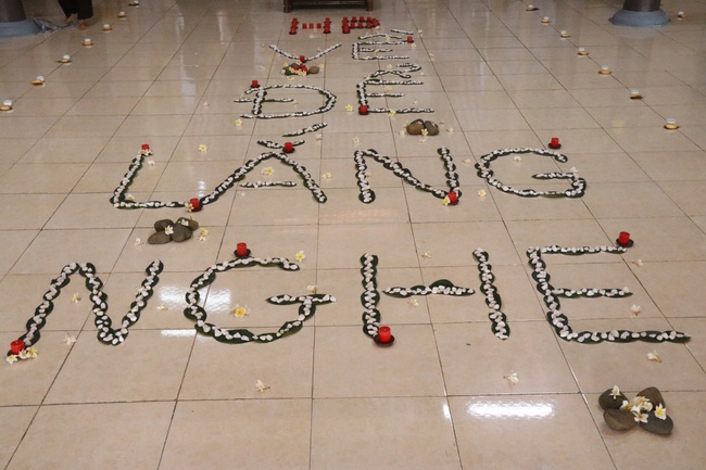 Khóa tu thiền trà “Về để lắng nghe” tại chùa Hòa Phúc