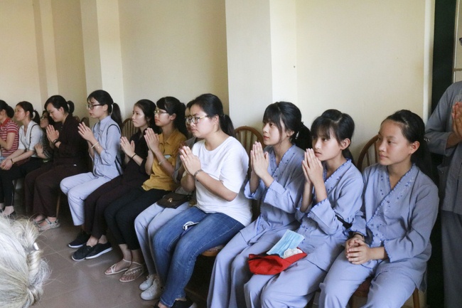 Khóa tu thiền trà “Về để lắng nghe” tại chùa Hòa Phúc