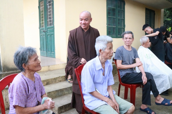 Khóa tu thiền trà “Về để lắng nghe” tại chùa Hòa Phúc